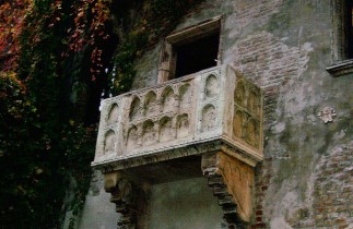 Juliet's balcony in Verona. Picture by gerry.scappaticci via flickr.